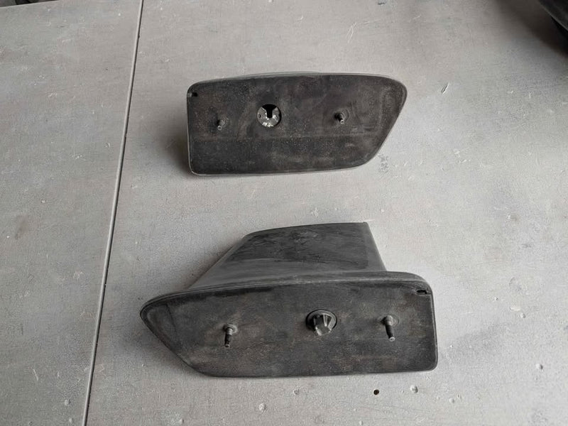 R34GTR Genuine Spoiler Legs