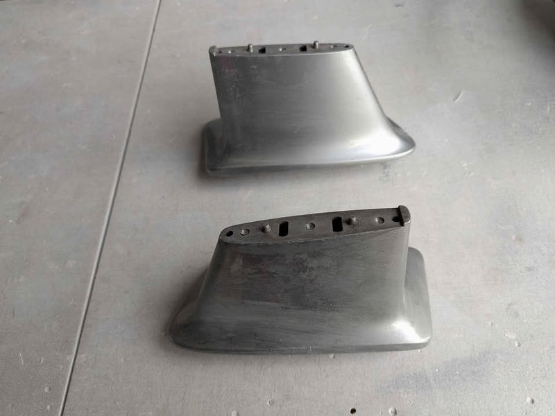 R34GTR Genuine Spoiler Legs