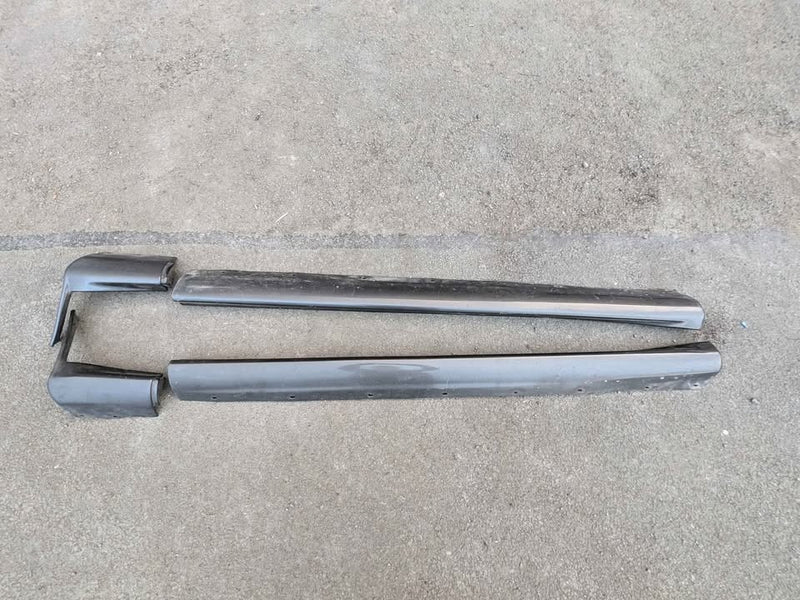 R32GTR Original Plastic Side Skirts & Cap