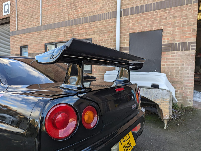 R34GTR  Superior Style Spoiler Blade Carbon