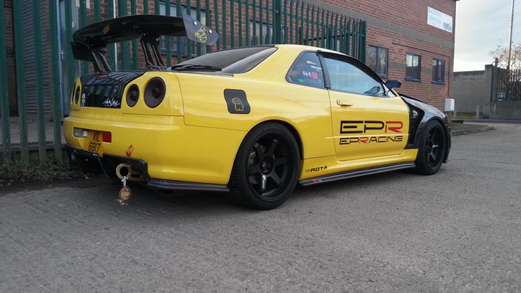 R34GTR NI Style Side Skirts & Rear Spats Carbon