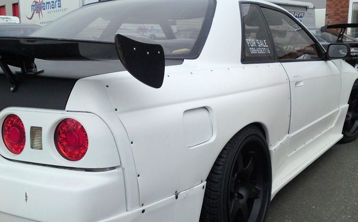 Skyline R32GTS +20mm Rear Over Fenders
