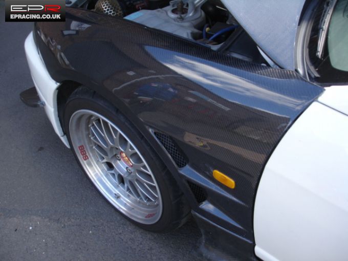 Skyline R33GTR BN Style Front Fenders Carbon