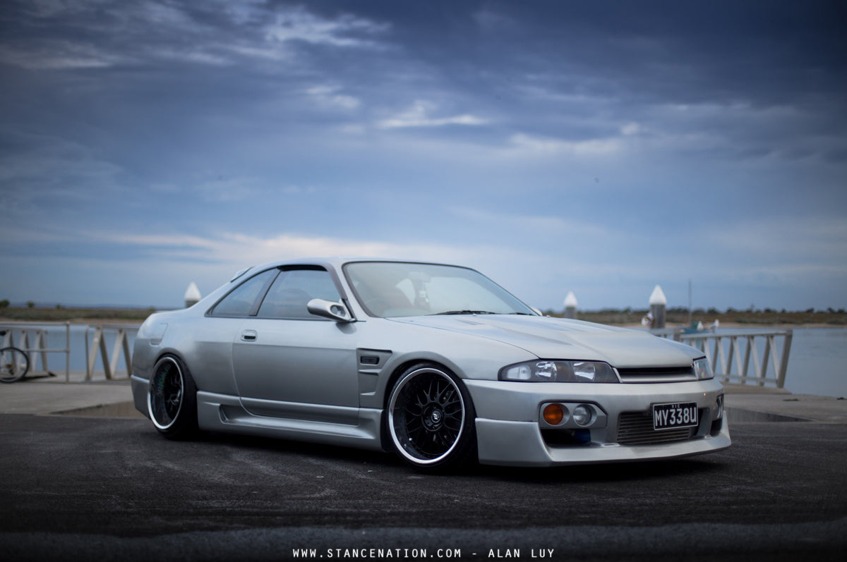 R33 GTST +30mm Front Fenders Pair