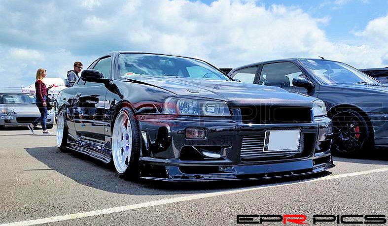 R34 GTT URR Style Front Bumper