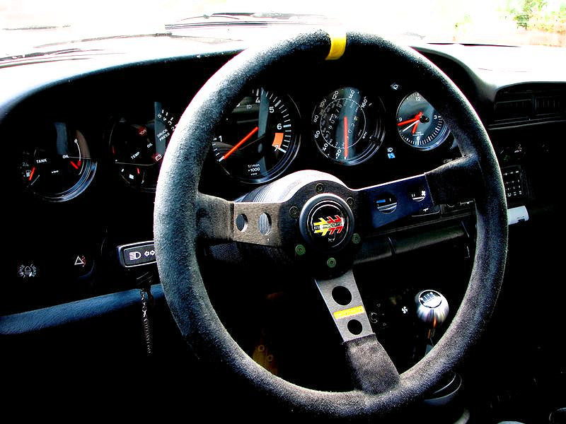 Momo Mod 07 Steering Wheel 350mm Suede