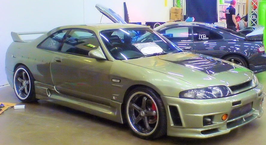 R33 GTST +25mm Front Fenders Pair